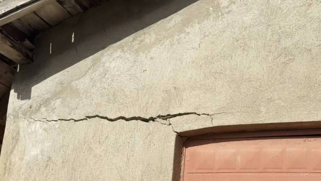 Isparta’da Obruklar Şaşkına Çeviriyor: “Sondajlar Dengeyi Bozdu” 2